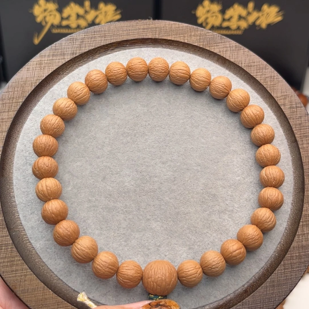 S***6猴头核桃吊坠10.5凤羽