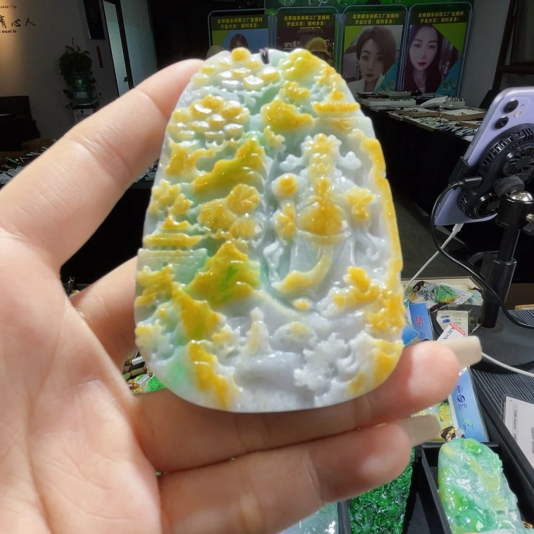 颈饰未镶嵌翡翠一