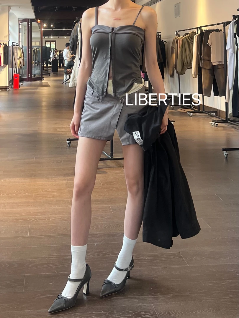 【LIBERTIES】OPEN YY2025新品深灰色拼色吊带背心