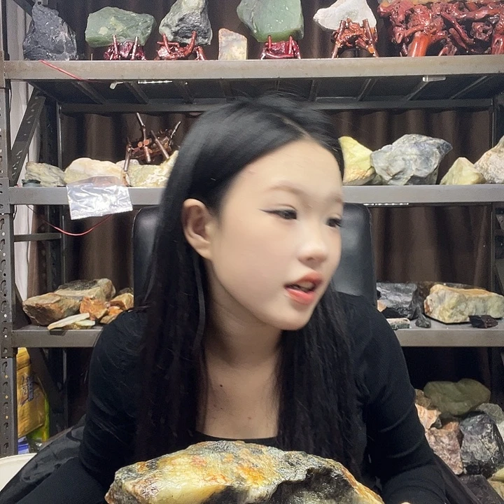 八***军蛇纹石玉未镶嵌珠宝奇石22