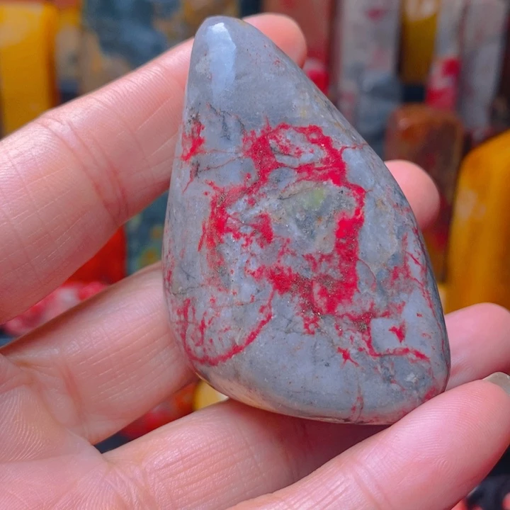 昌化鸡血石昌化鸡血石原石