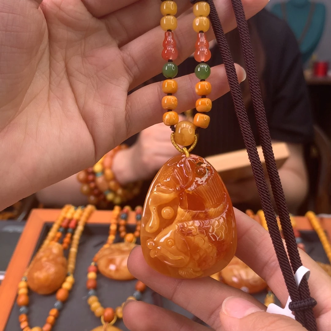 蜜蜡颈饰未镶嵌天然