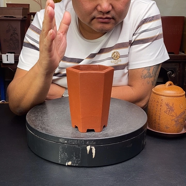 紫砂花盆货号一只六方红