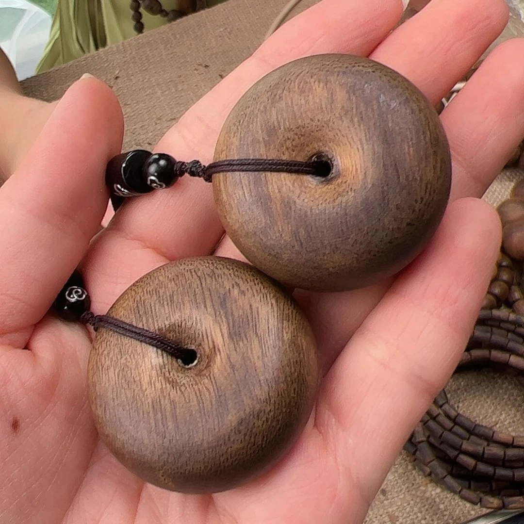 沉香碎屑沉香沉香平安扣原材料多样性发一