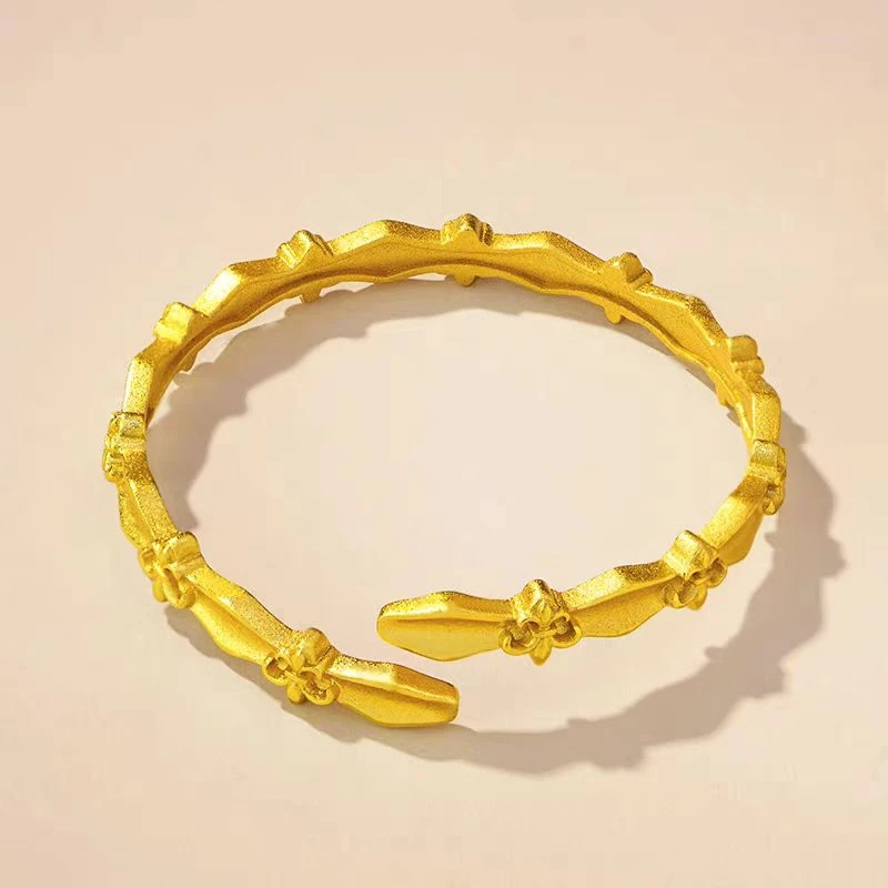 合金手镯 气质百搭莺尾花轻奢开口手镯