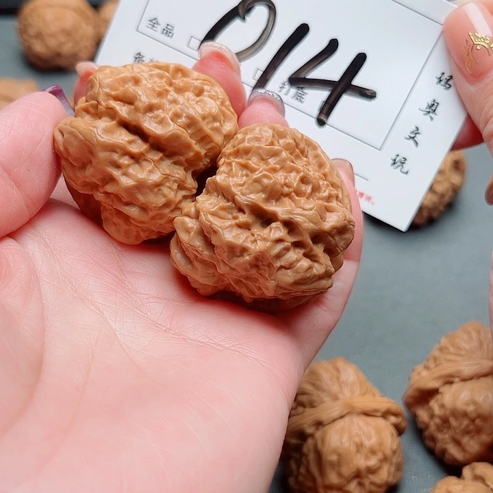 文玩核桃吊坠E**N014号 41尺寸