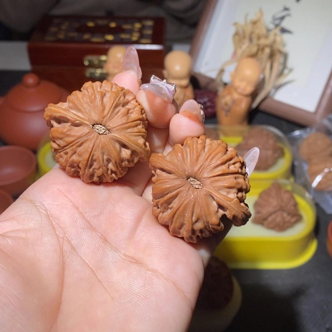 文玩核桃吊坠42全品对歪磨