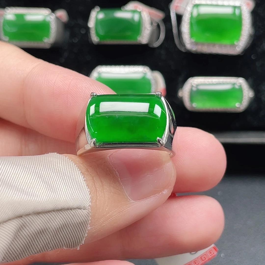 翡翠银S925镶嵌戒指天然A货翡翠没运费险4210