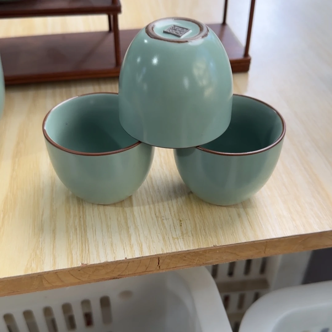 瓷片清仓库，小微瑕。