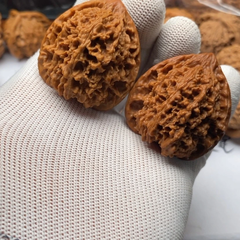 【闪购商品】文玩核桃把件有***山6星星