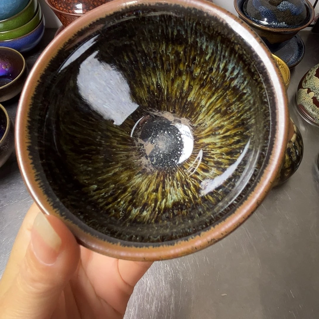 茶盏你的意思不是让人不相信是