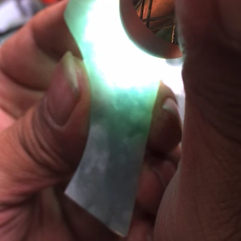 翡翠散珠天然翡翠天空蓝