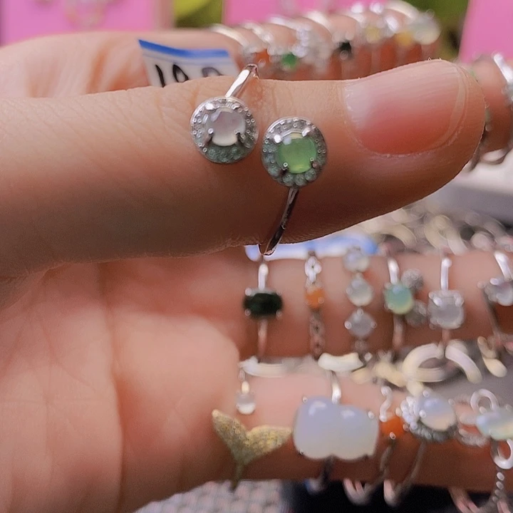 翡翠戒指银S925镶嵌佳*悦