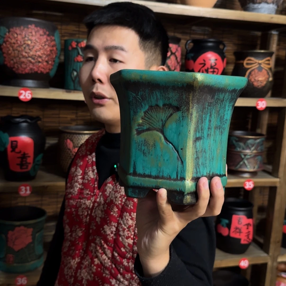 带孔高端浮雕花盆抢抢抢