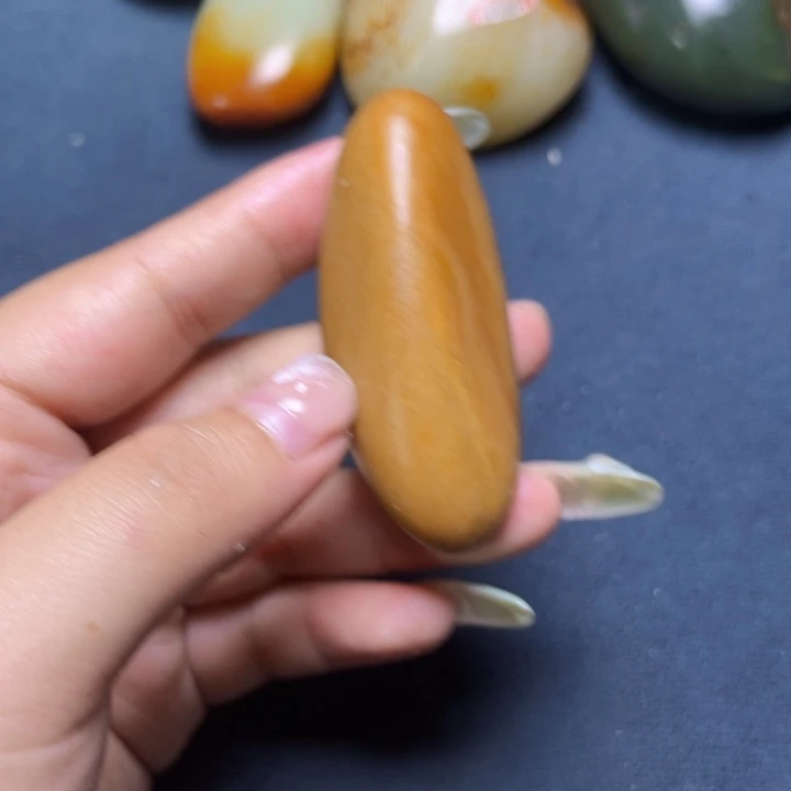 未镶嵌和田玉珠宝奇石