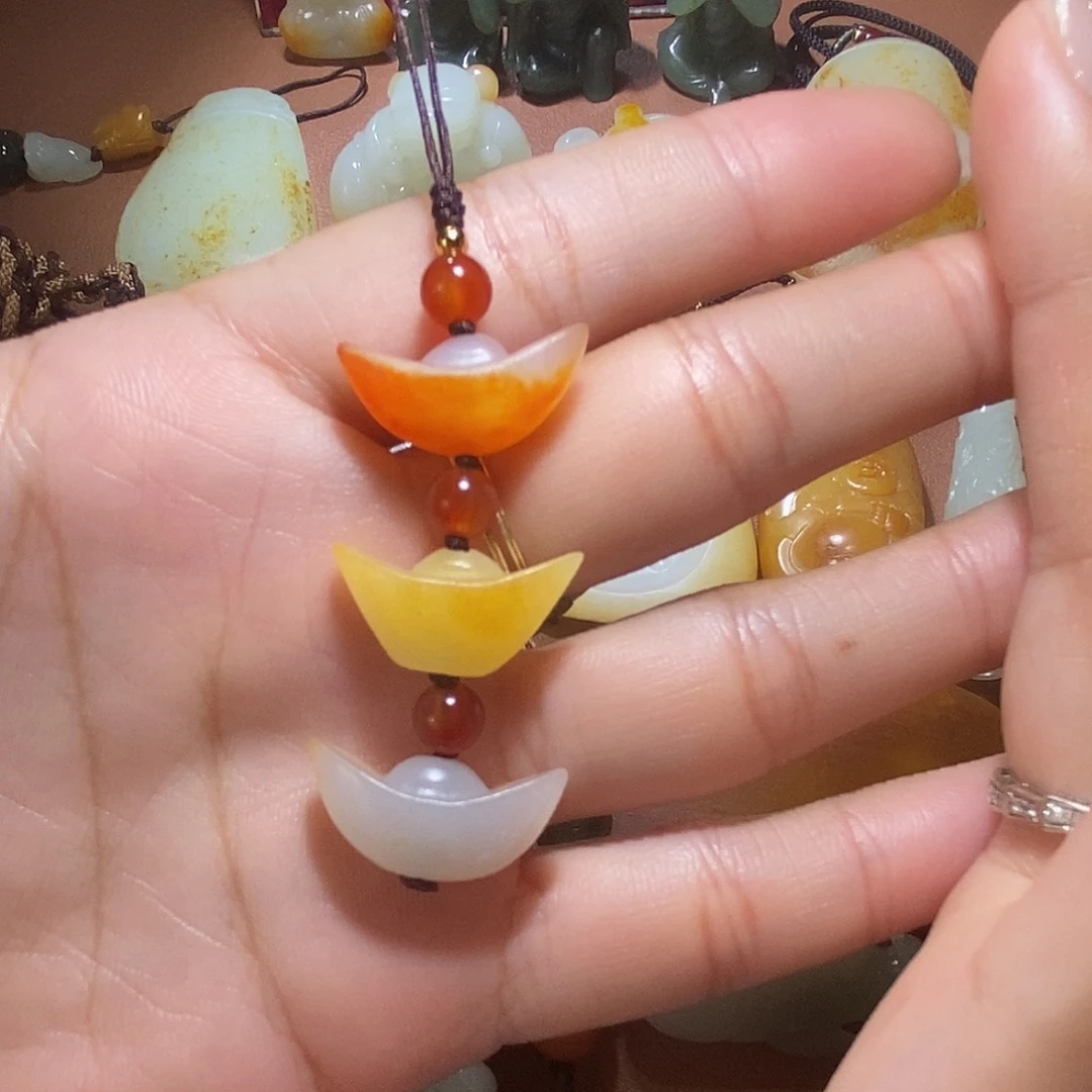 绮***梦和田玉未镶嵌挂件