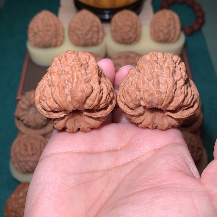 核桃文玩核桃把件平谷凹底