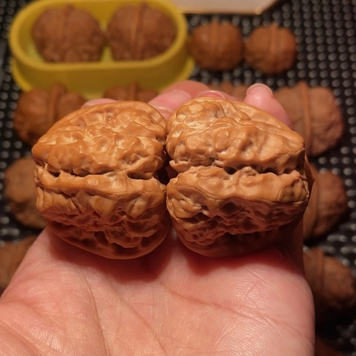 把件文玩核桃四开八腿