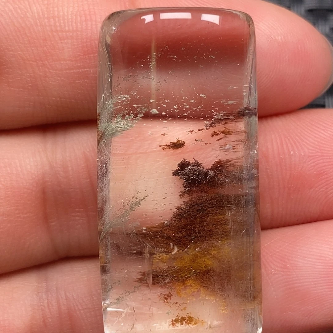 未镶嵌颈饰水晶?****住