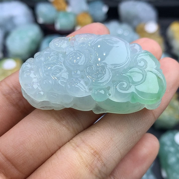 颈饰未镶嵌翡翠天然缅甸翡翠