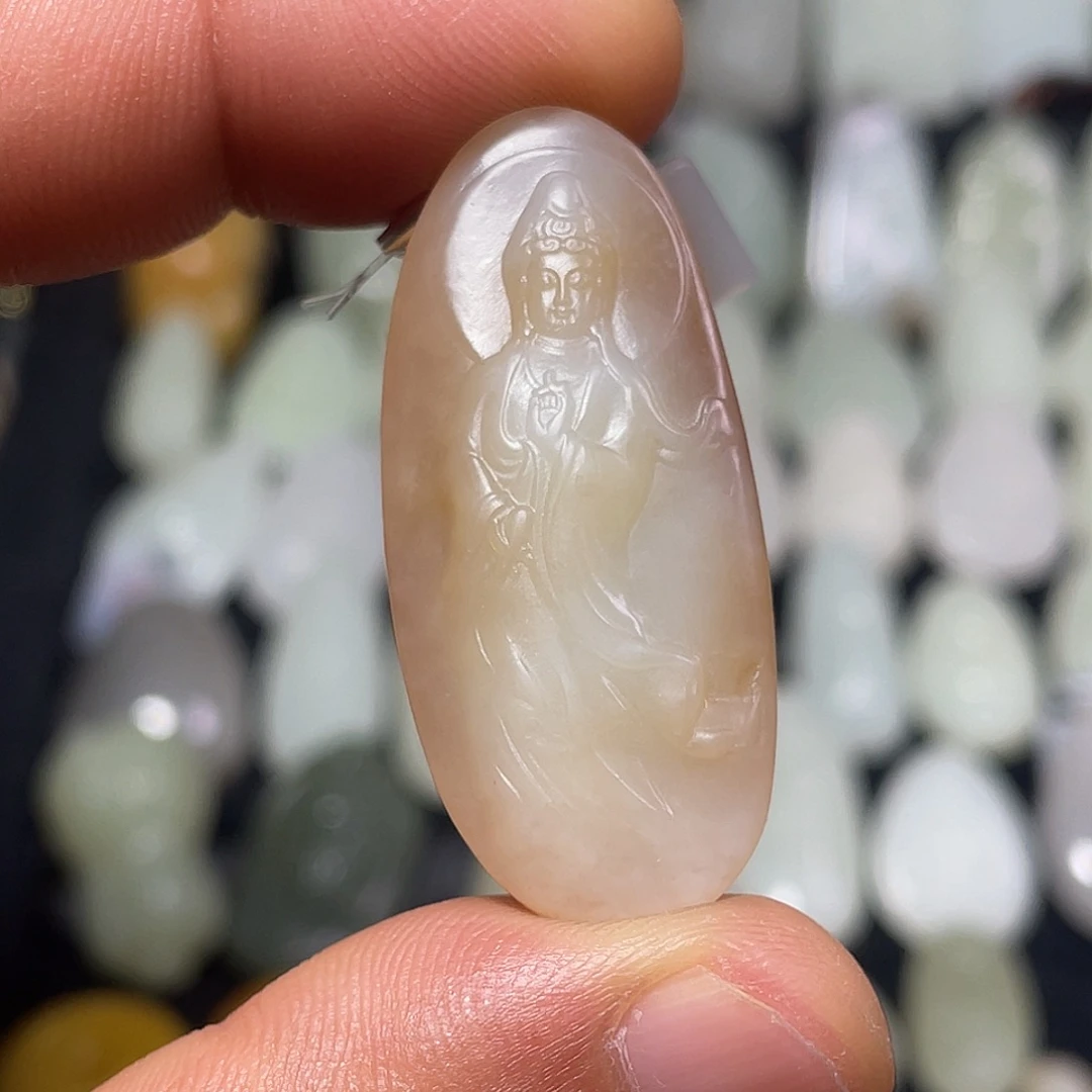 和田玉未镶嵌颈饰吊坠