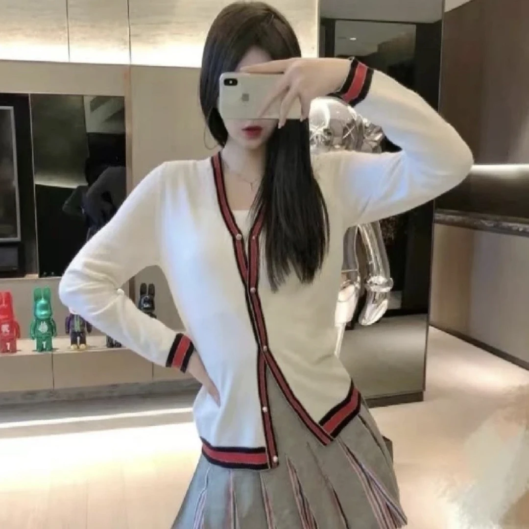 99新 GUCCI/古驰 古驰/gucci/红边白色开衫外套/m码/P10189
