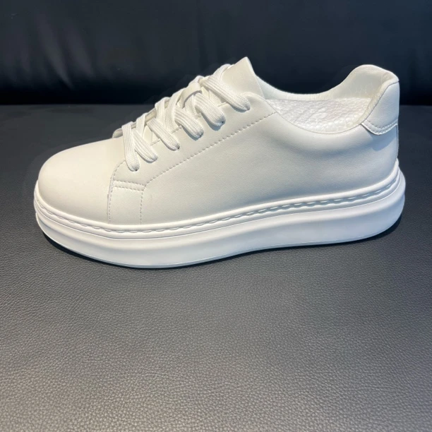 男士小白鞋休闲板鞋潮流极简风时尚百搭韩版白色潮鞋低帮