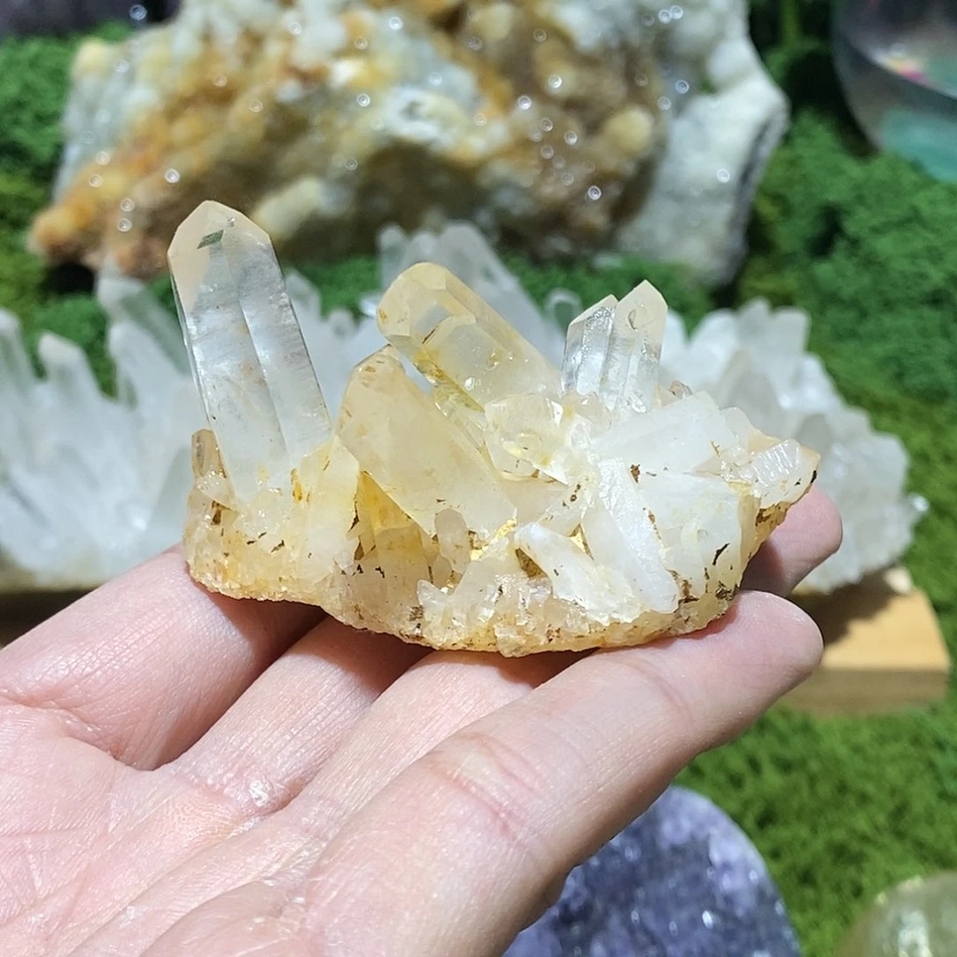 未镶嵌珠宝半成品水晶