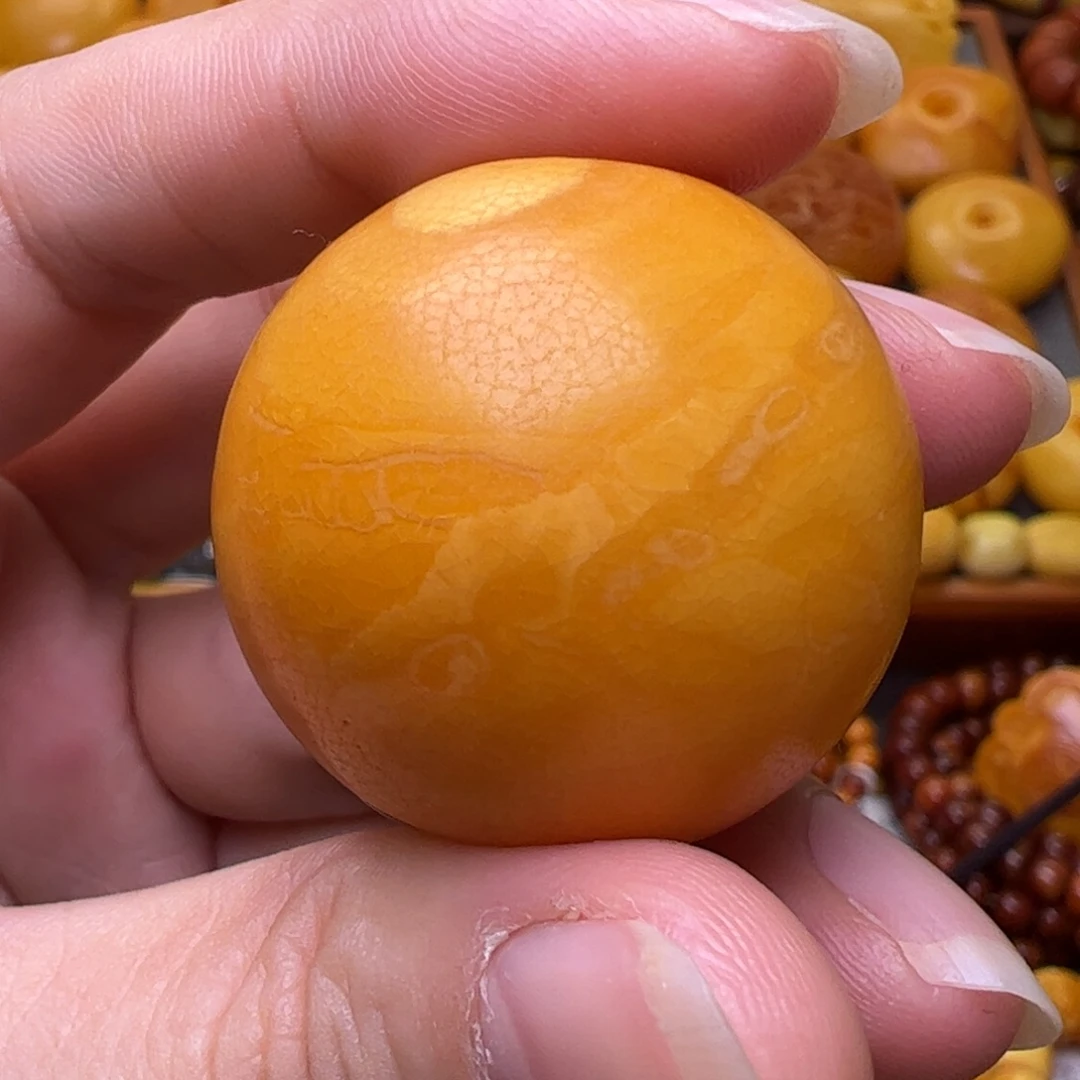 蜜蜡未镶嵌珠宝奇石32.7