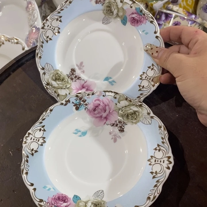 瓷片两个碟子，1111111111111.