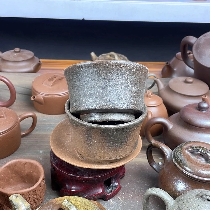 紫砂茶壶处理两个