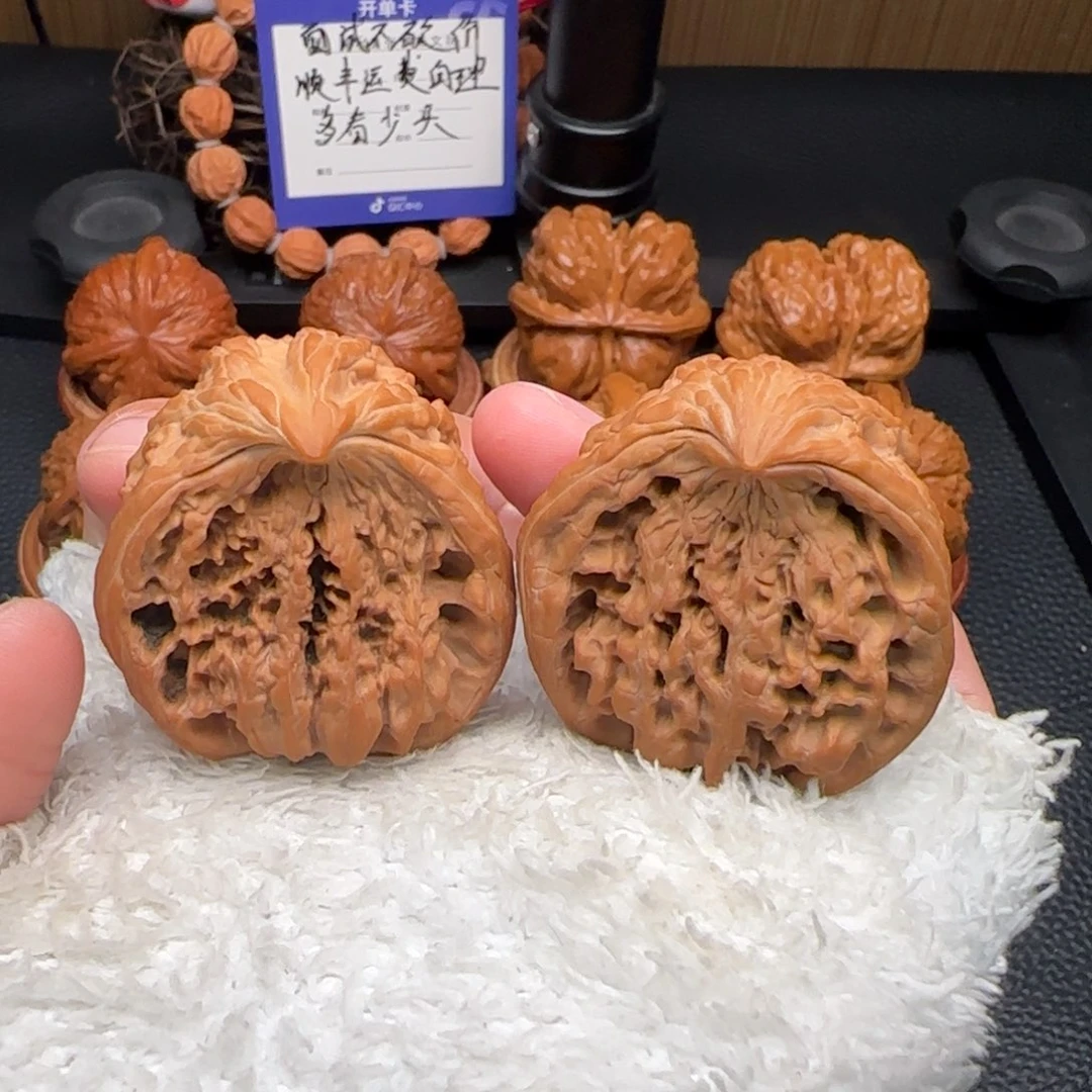 文玩核桃把件大沽石蛇全品39