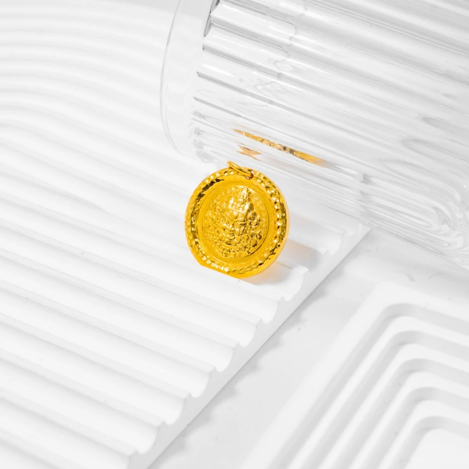 吊坠足银 锤纹黄财神吊坠