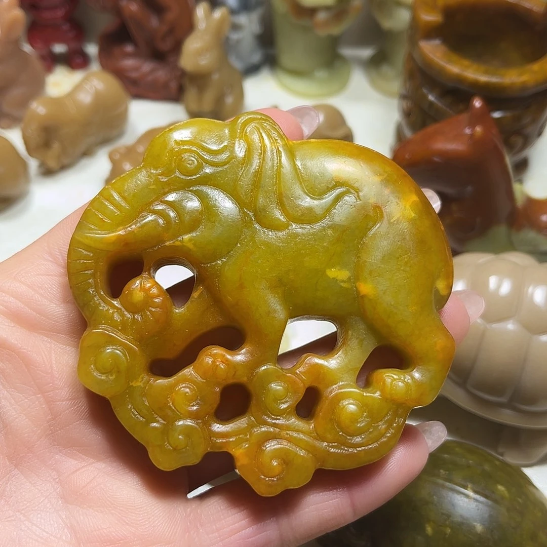 白玉菩提吊坠白玉菩提吊坠