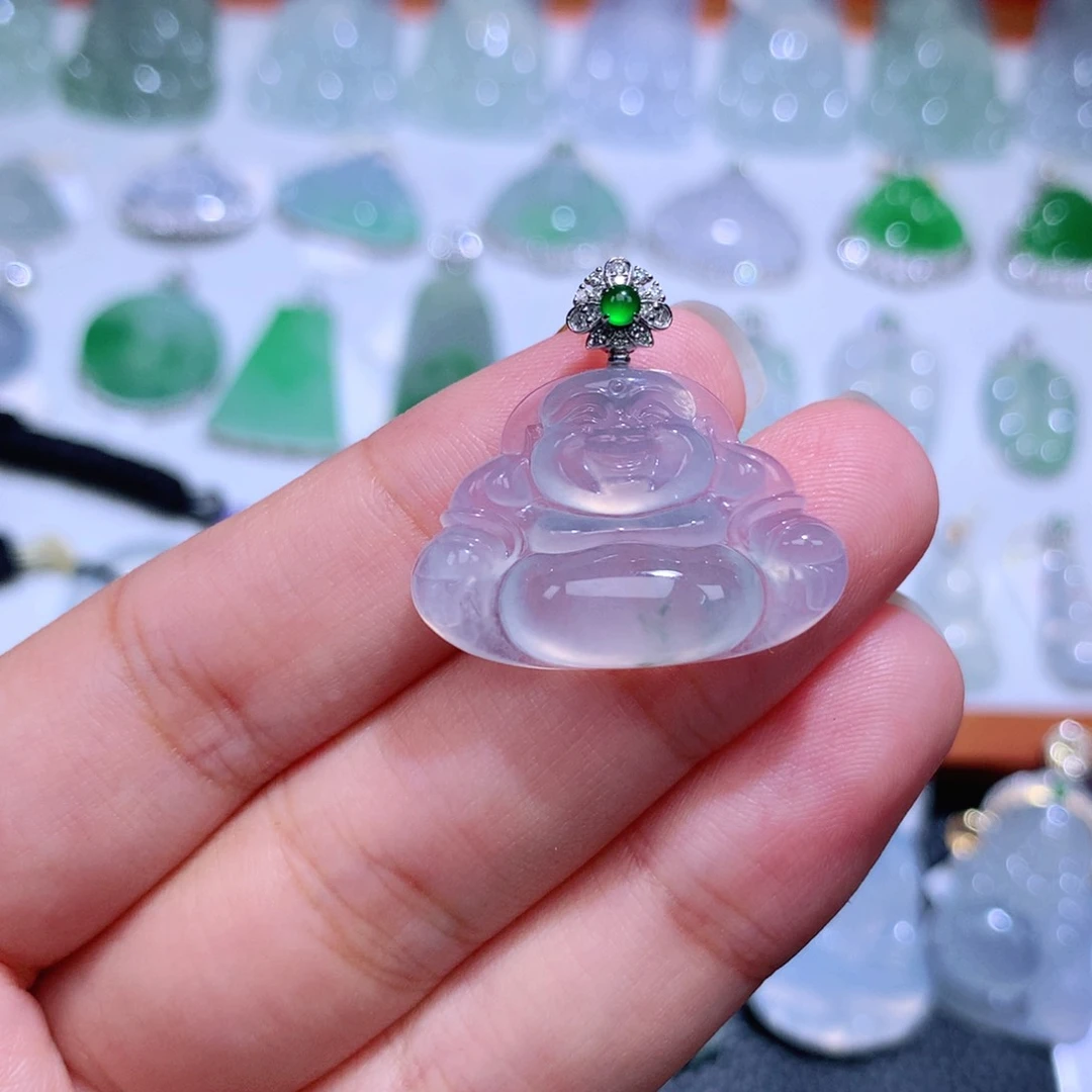 颈饰18K金镶嵌翡翠佛公
