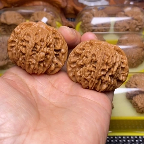 文玩核桃把件四座楼47