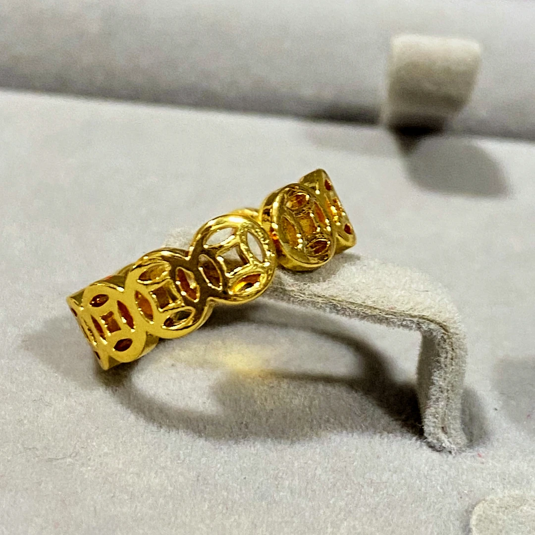 769 镂空戒指 金色精工