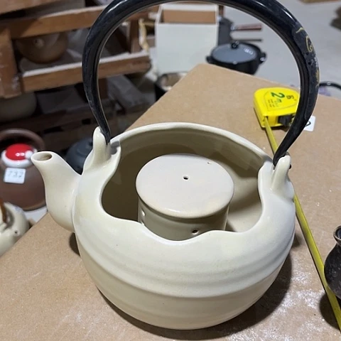 微瑕，明火，不能干烧，侧把800毫升奶油黄