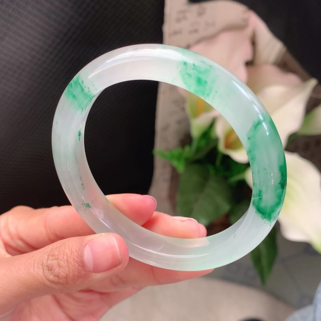 石英质玉未镶嵌手镯