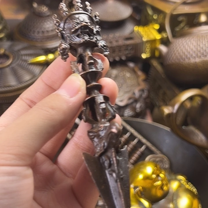 精美铜器，点击下单