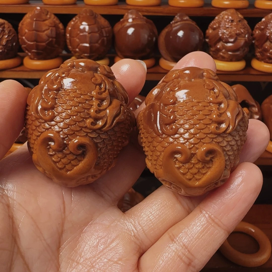 橄榄核把件啊*东貔恘手把件40