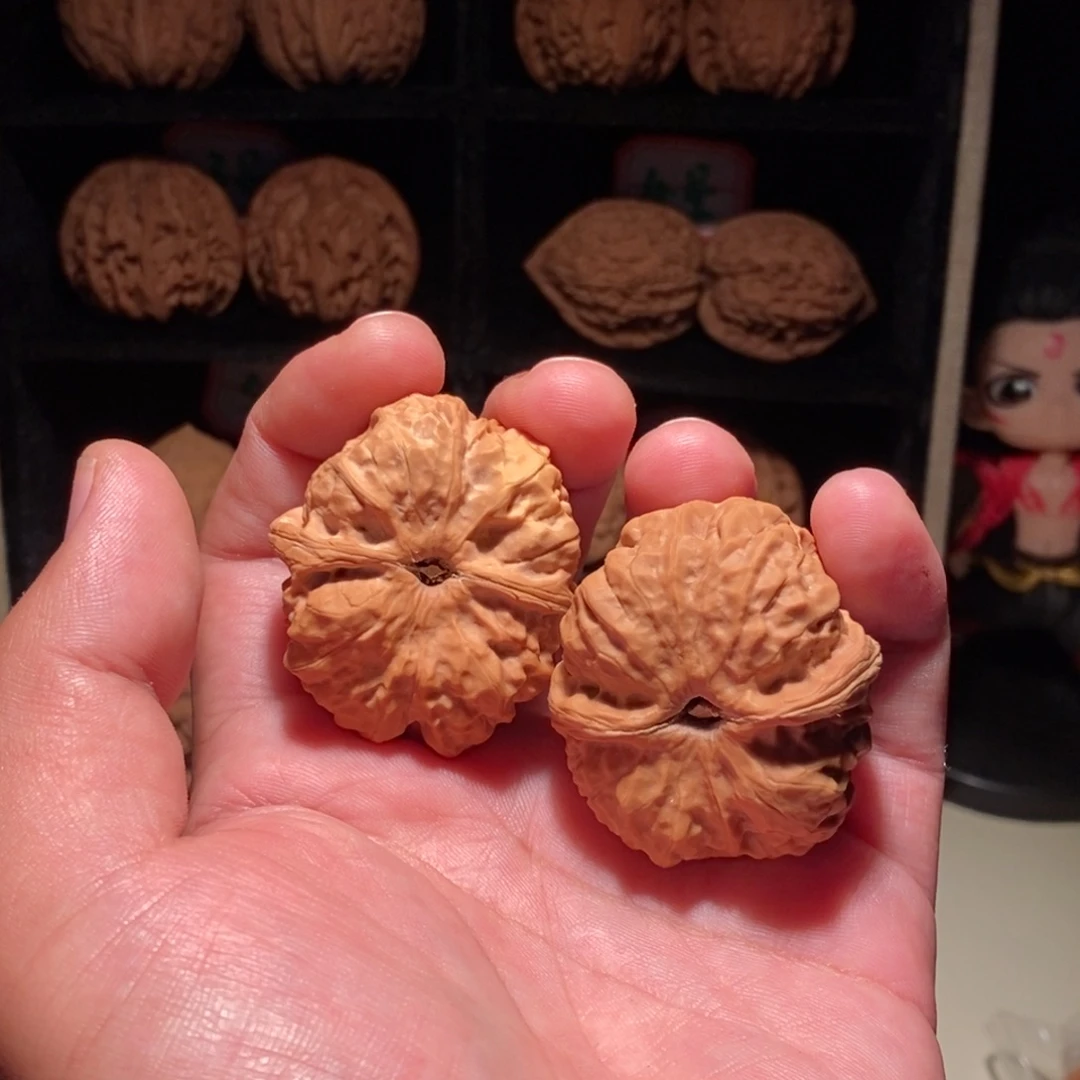 陈***皓把件文玩核桃蛤蟆