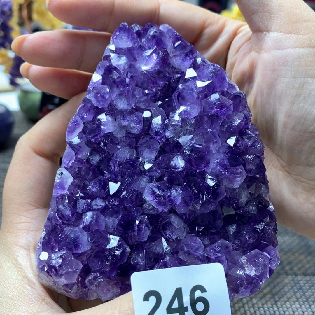 紫晶大型摆件（非配饰）未镶嵌