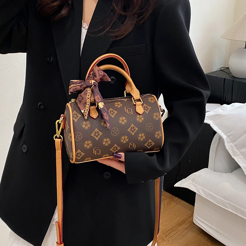 跨境包包女2025新款高级感欧美时尚小波士顿包百搭气质单肩斜挎包