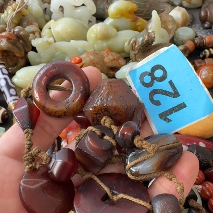 玛瑙/玉髓未镶嵌颈饰