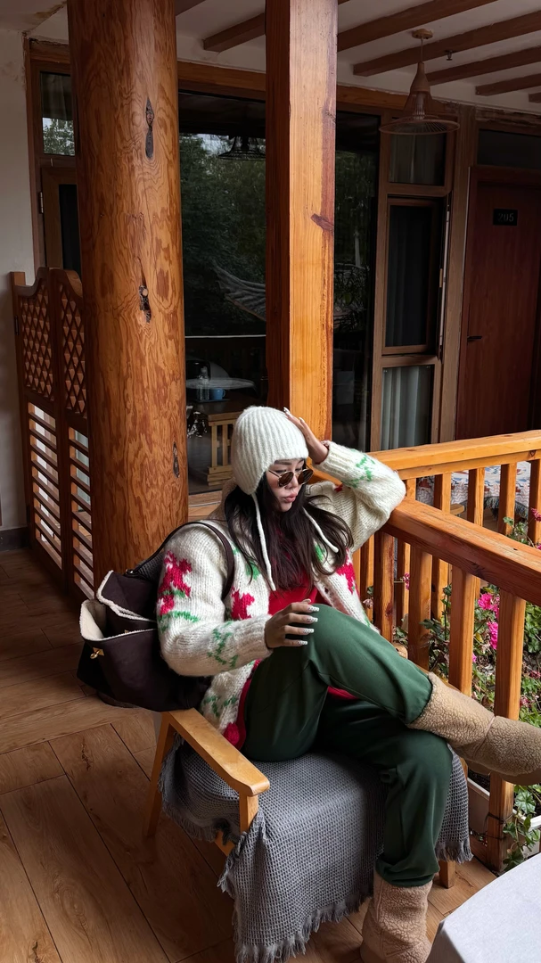 吉吉【花影悦动】新款复古纯手工毛衣百搭宽松绣花费尔岛外套#85006