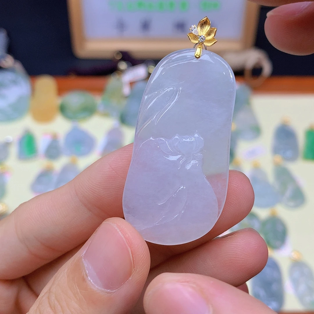 颈饰18K金镶嵌翡翠翡翠