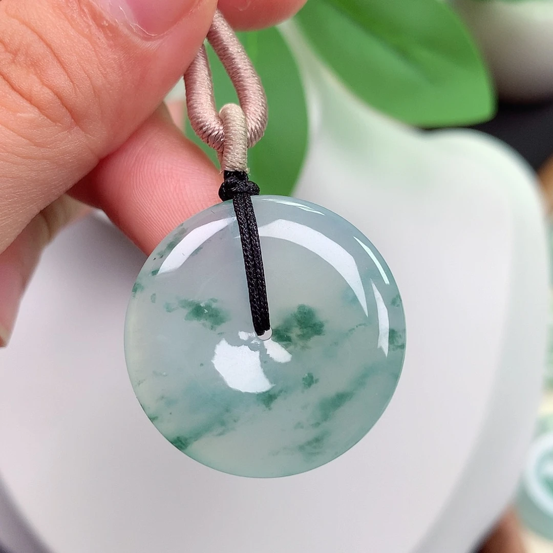 颈饰未镶嵌翡翠平安扣 28.2x4.7mm