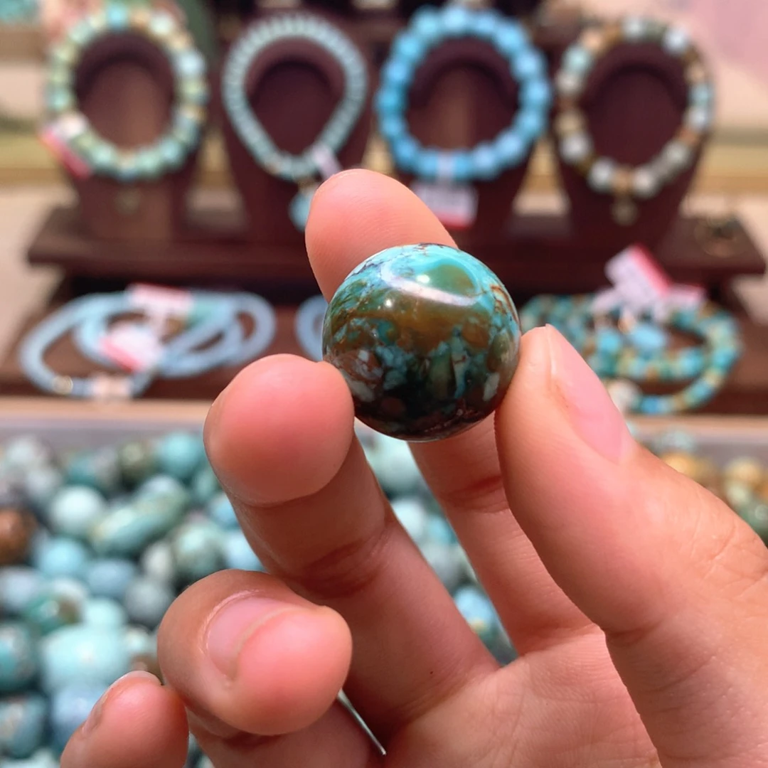 绿松石配饰未镶嵌