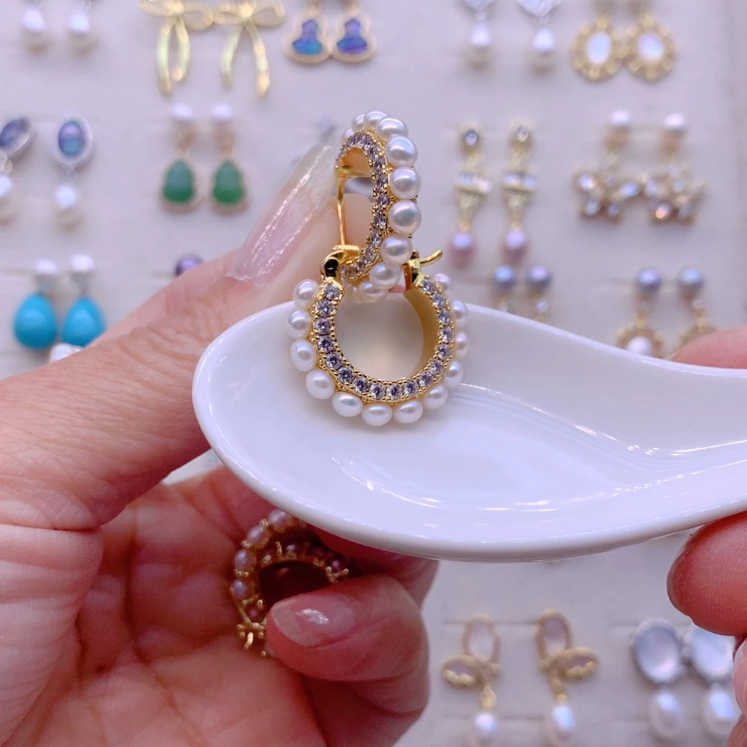 合金耳饰淡水珍珠